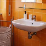 Casa Laura Vicino Ospedale E *