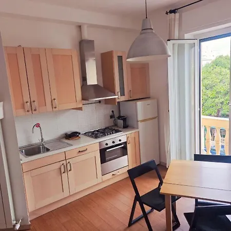 Casa Laura Vicino Ospedale E Lejlighed Genova