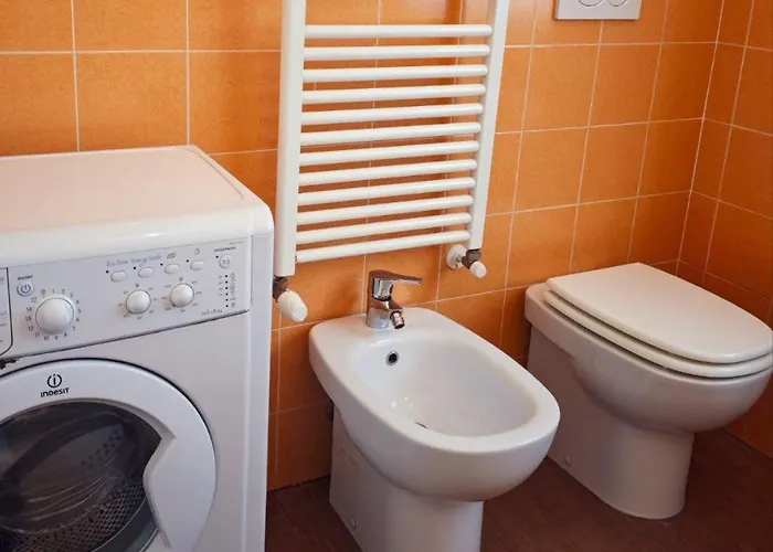 Casa Laura Vicino Ospedale E *