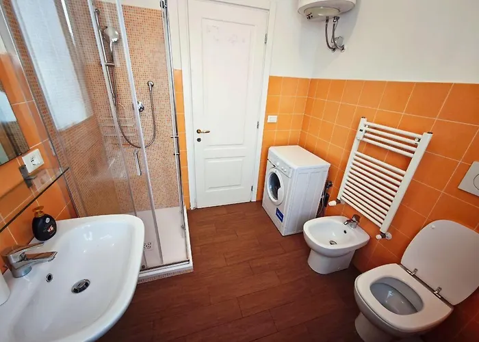 Casa Laura Vicino Ospedale E 公寓 *